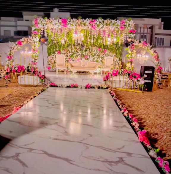Hall Decor
